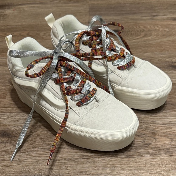 Vans Women’s KNU STACK Chunky Platform Sneakers with Multicolor Laces Size 9 - Picture 2 of 6